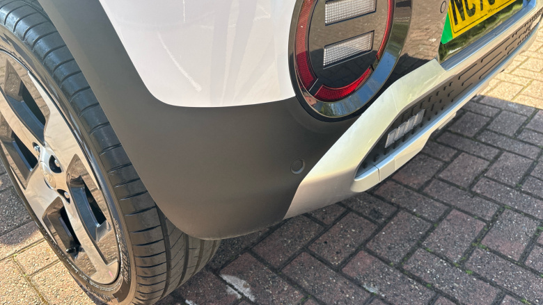 Hyundai INSTER 85kW 02 49kWh 5dr Auto Electric Hatchback